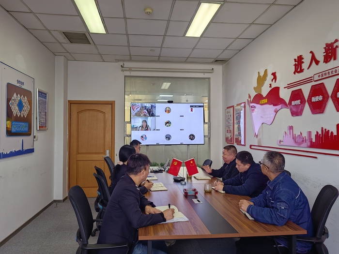 新员工座谈全景20251029.jpg